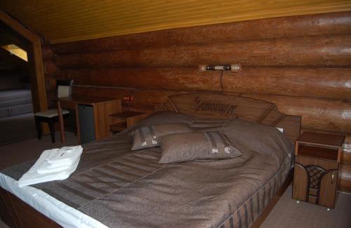 Svalyava Hotel | Discover Comfort at Zatyshok: Pool, Restaurant & Family Fun