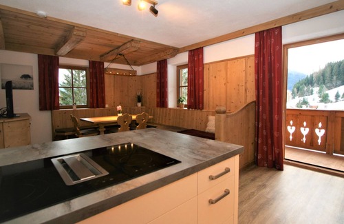 Wildschoenau Apartment | Discover Zauberwinkel: Top-Rated Lake View Retreat