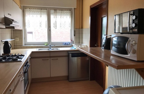 Zaventem House | Convenient Zaventem Brussels Airport Apartment - Walk to Terminal