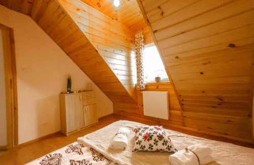 Zawoja House | Discover Zawoja u Zbója: Family-Friendly Retreat with Hot Tub
