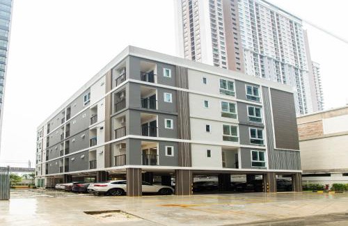 Suan Luang Hotel | Budget-Friendly Zayn Express & Suites with Family Amenities
