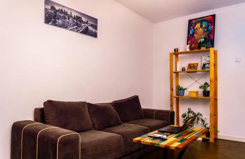 Tirgu Jiu Apartment | Prime ZAZA Apartment: Central Location with Balcony Access