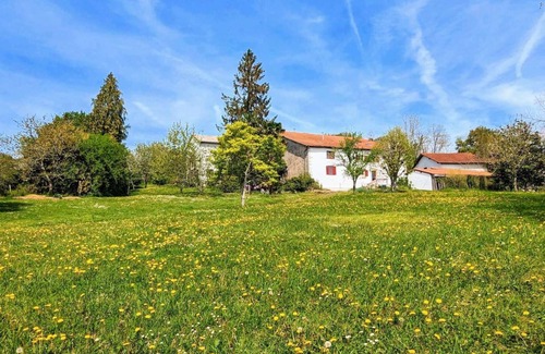 Arbouet-Sussaute House | Top-Rated ZAZPITHURRIA - ARBOUET: Family-Friendly Retreat