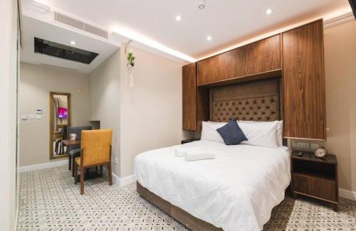 Zebbug House | Elegant Zebbuga Deluxe Apartment with Balcony Retreat