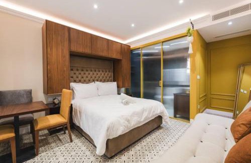 Zebbug House | Discover Zebbuga Deluxe Balcony Suite for Your Getaway