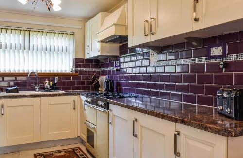Blaenavon House | Family-Friendly Zebra House: Pet Welcoming Retreat
