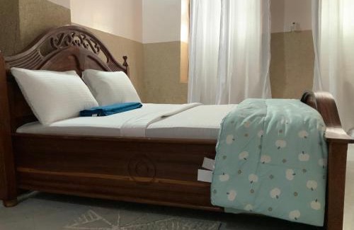 Stone Town House | Pet-Friendly Zebra House II with Ocean Views in Stonetown