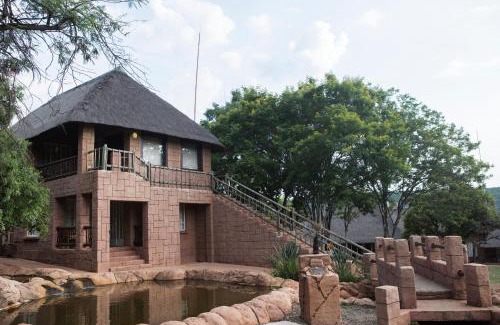 Cullinan Cabin | Explore Zebra Nature Reserve: Oceanfront Bliss Awaits