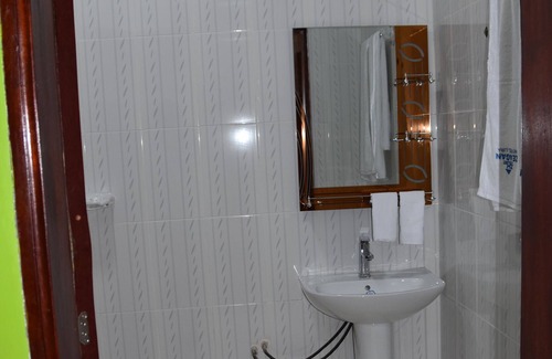 Lira Hotel | Zegans Hotel Lira