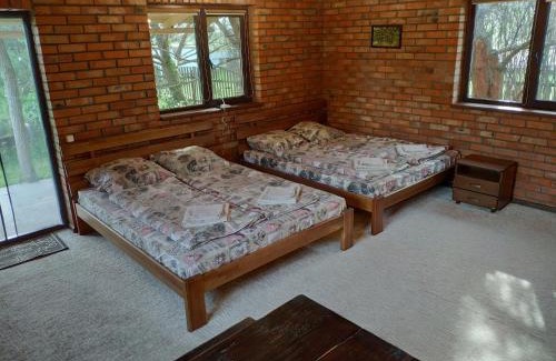 Volyn Oblast Apartment | Experience Tranquility at Zelenyi Rai with Oceanfront Views