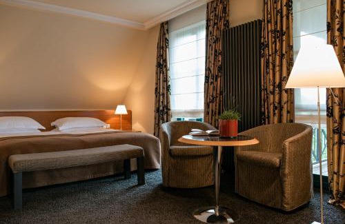 Kahl Hotel | Discover Zeller-Hotel & Restaurant: Oceanfront Retreat Awaits