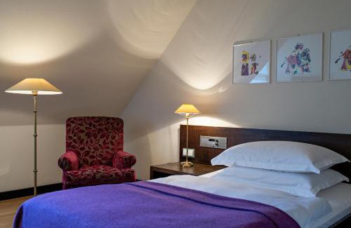 Kahl Hotel | Discover Zeller-Hotel & Restaurant: Oceanfront Retreat Awaits