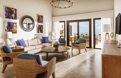 Shoal Bay Resort | Experience Zemi Beach House: 5-Star Oceanfront Retreat