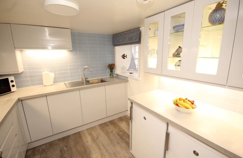 Cullen House | Perfect Oceanfront Zen Cottage in Seatown, Cullen
