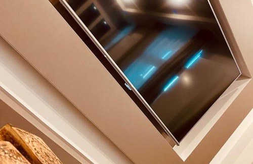 Liege Apartment | Indulge in Zen Duplex: Guest Rated 10/10 with Pool & Hot Tub