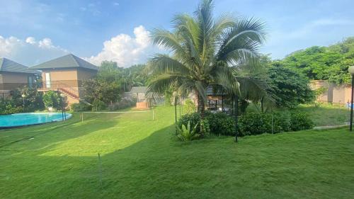 Phuoc Tan Villa | Relaxing ZEN Garden with Oceanfront Pool & 9/10 Rating