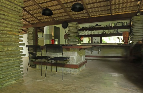 Prumirim House | Tranquil Retreat in Atlantic Forest with Pool & Spa