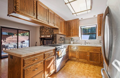 El Sobrante House | Tranquil Pool Retreat with Ocean Views and Spa Delights
