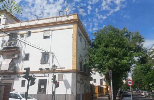 Cruz Roja-Capuchinos Apartment | Family-Friendly Retreat at Zen Miraflores, Rated 7.7/10