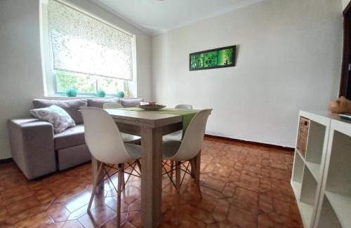 Cruz Roja-Capuchinos Apartment | Family-Friendly Retreat at Zen Miraflores, Rated 7.7/10