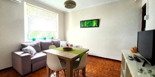 Cruz Roja-Capuchinos Apartment | Family-Friendly Retreat at Zen Miraflores, Rated 7.7/10