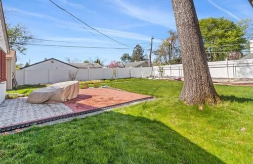 East Meadow Apartment | Eco-Friendly Zen Oasis Studio with Pool & Spa Amenities