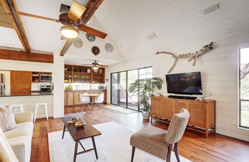 Camelot House | Tranquil Zen Retreat with Private Pool & Spa Awaits You