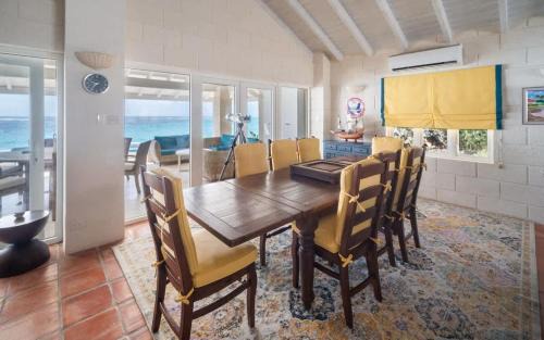 Long Bay House | ZenBreak Maltese Falcon 3bd