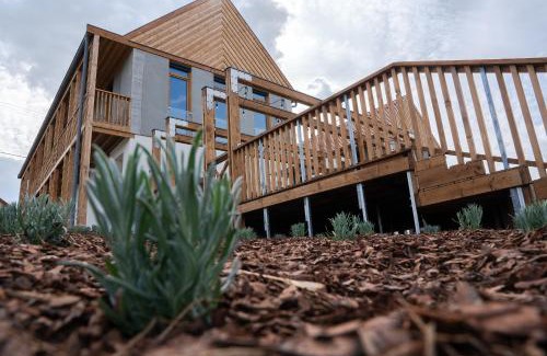 Nadap Apartment | Family-Friendly Retreat at Zengő 9 for Memorable Stays