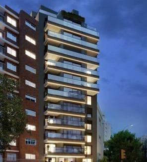 Punta Carretas Apartment | Elegant Apartment in Punta Carretas with Hot Tub Amenities