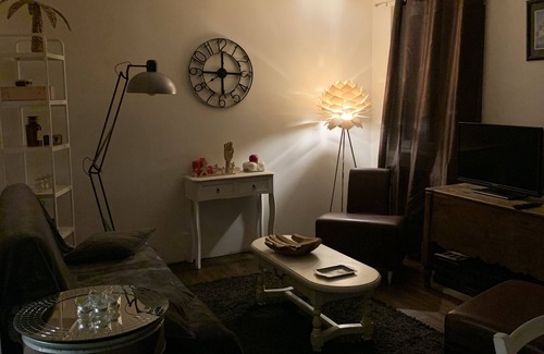 Sud Loire House | Zenith: Pet-Friendly Retreat with Family Amenities
