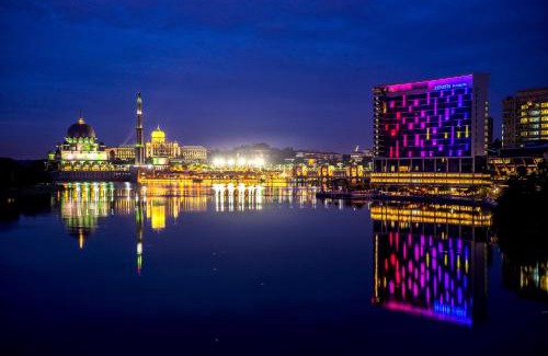 Putrajaya Hotel | Experience Zenith Hotel Putrajaya: 5-Star Oceanfront Escape