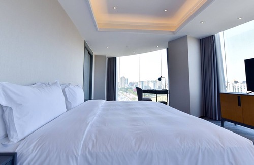 Huadu Hotel | Zenith International Hotel
