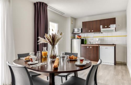 Beziers Apartment | Pet-Friendly Zenitude Hôtel-Résidences Béziers Centre Stay