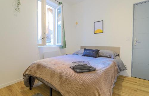 Saint-Quentin Apartment | ZenkaSerenity 2- 3 min Gare-IUT-Centre, Tout confort