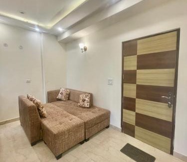 Vrindavan Apartment | Family-Friendly Retreat Steps from Prem Mandir & Iskcon Temple