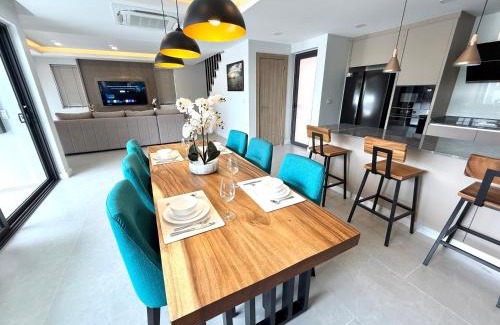Central Pattaya Villa | Zensiri Stylish Brand New Pool Villa