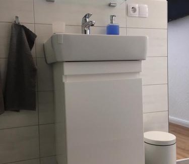 Moelln Apartment | Conveniently Located Vacation Room at Möllner Seestrasse
