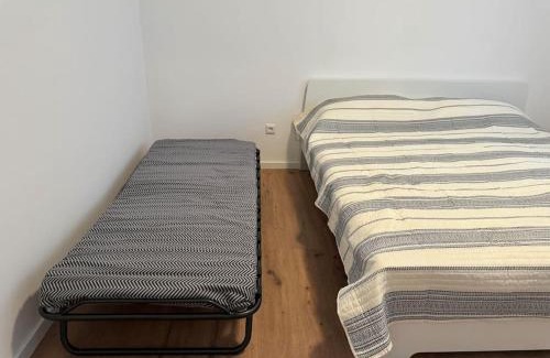 Golzheim Apartment | Central Düsseldorf Apartment Steps from Messe & Rhein