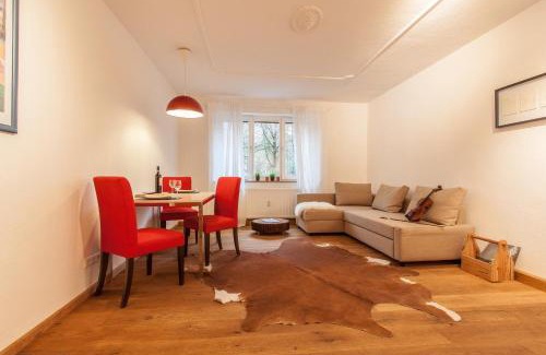 Wuerzburg Apartment | Family-Friendly Retreat at Ringpark-Ferien - 8.1/10 Rated