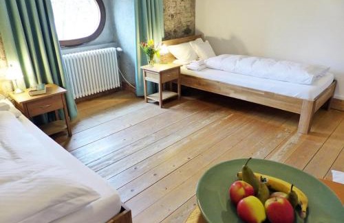 Benediktbeuern House | Explore Nature at Gästehaus im Maierhof - Family-Friendly Stay