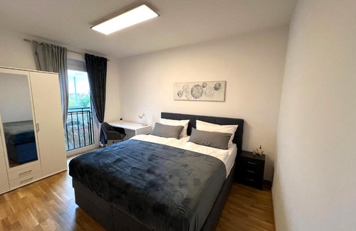 Reudnitz-Thonberg Apartment | Experience Excellence at Zentrum Residenz - Family Friendly Stay