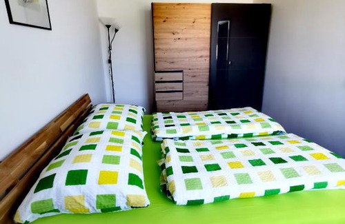Freistadt Apartment | Central Location: Family-Friendly Private Accommodation