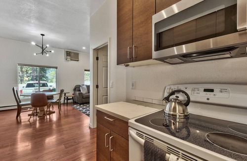 Zephyr Cove Condo | Convenient Zephyr Cove Retreat: Bike, Ski & Swim Nearby