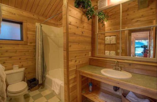 Zephyr Cove Cabin | Pet-Friendly Zephyr Cove with Hot Tub & Scenic Views