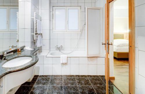Zermatt Hotel | Budget-Friendly Zermatt Rooms with Spa and Ocean Views