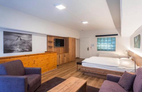 Zermatt Hotel | Budget-Friendly Zermatt Rooms with Spa and Ocean Views