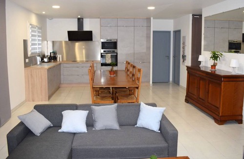 Cambo-les-Bains House | Zerua House, Basque Country