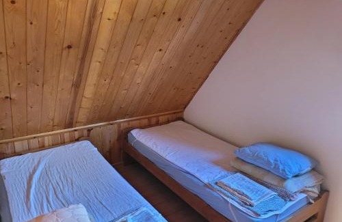 Chancza House | Pet-Friendly Retreat at Zespół Domków Letniskowych Chańcza
