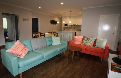 Bendalong House | Discover Zest: Oceanfront Retreat with Exceptional Rating